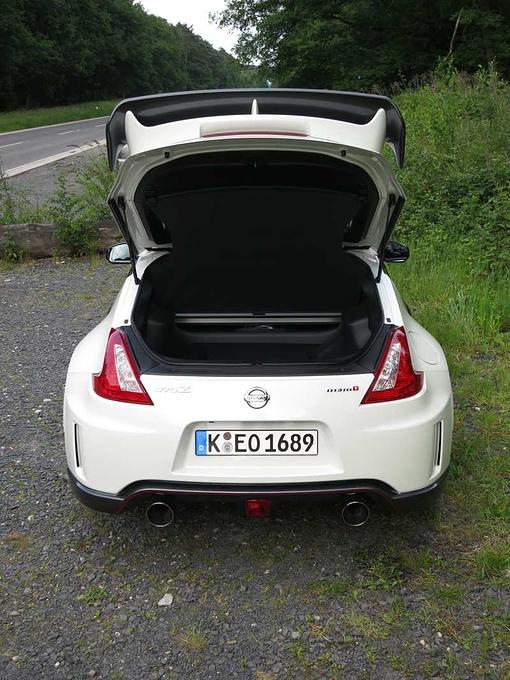 Der Kofferraum fasst 235 Liter Gepäck.