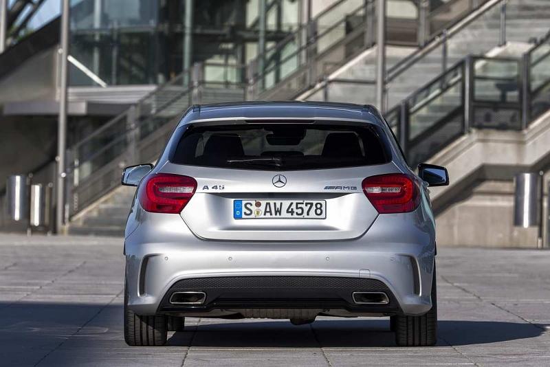 Er ist 1,78 Meter breit,...