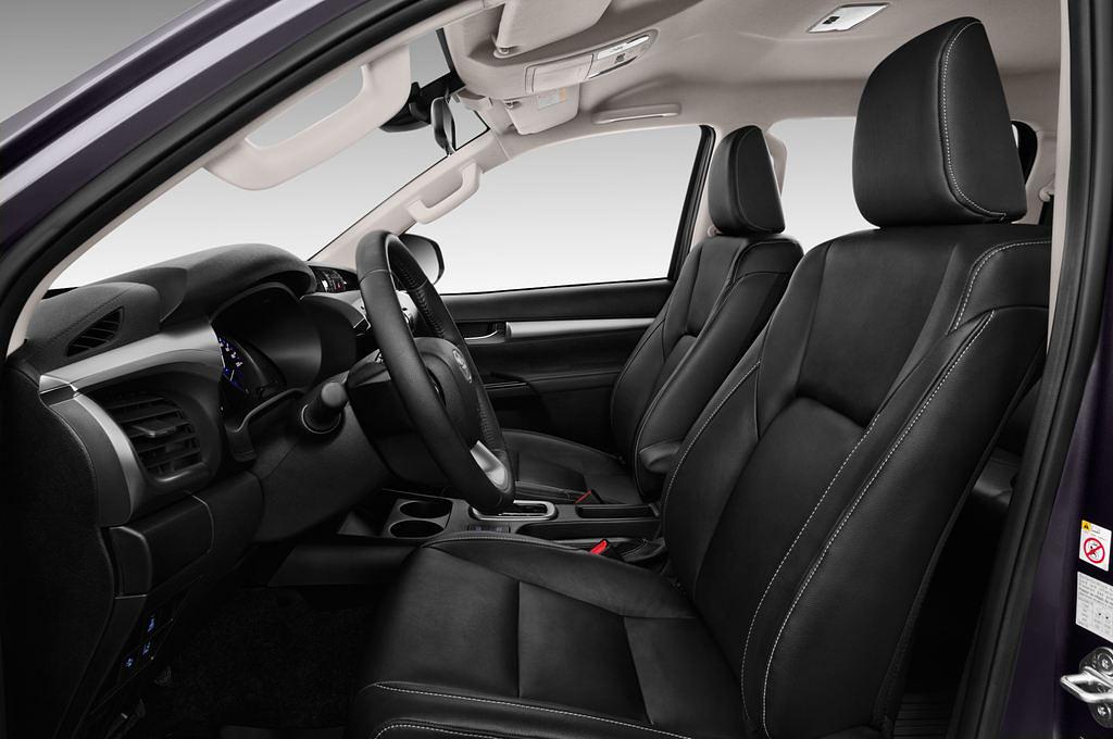 Toyota Hilux (Baujahr 2016) Comfort 4 Türen Vordersitze