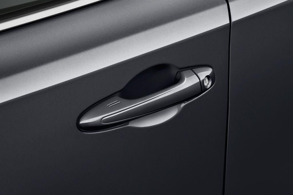 Toyota RAV4 (Baujahr 2013) START-Edition 5 Türen Türgriff