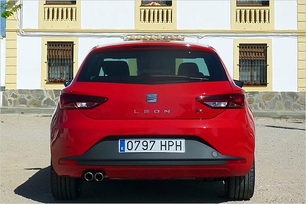 Das Doppelendrohr ist bei der FR-Ausstattung inklusive