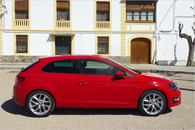 Auch ohne die hinteren Türen wirkt der SC wohlproportioniert