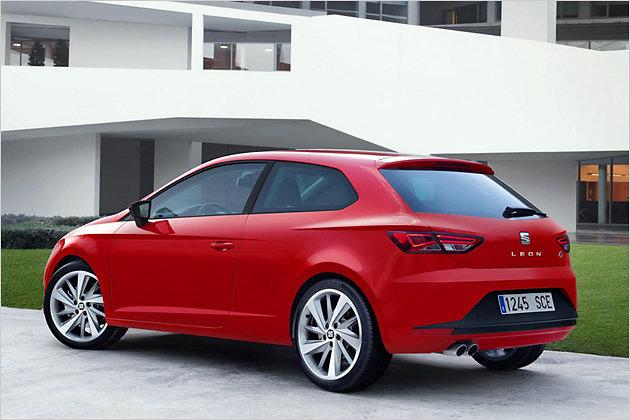 Der flachere Neigungswinkel der Heckklappe trägt zum sportlicheren Erscheinungsbild bei