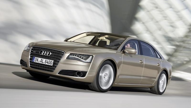 Bald kommt das Facelift des Flaggschiffs Audi A8