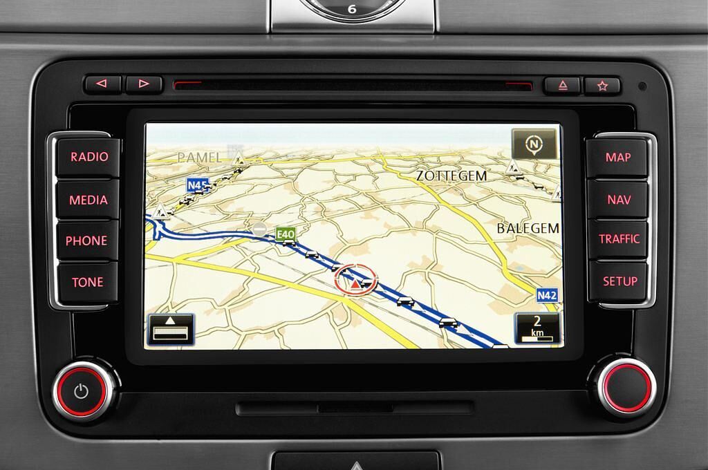 Volkswagen CC (Baujahr 2012) BlueMotion Technology 4 Türen Radio und Infotainmentsystem