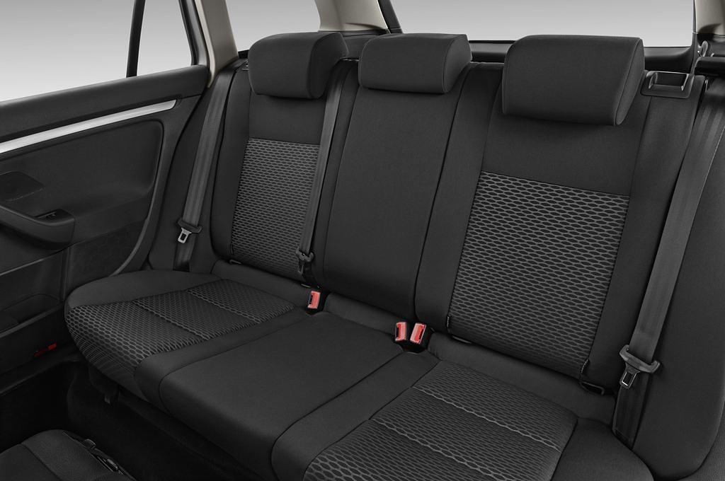 Volkswagen Golf (Baujahr 2011) Trendline 5 Türen Rücksitze