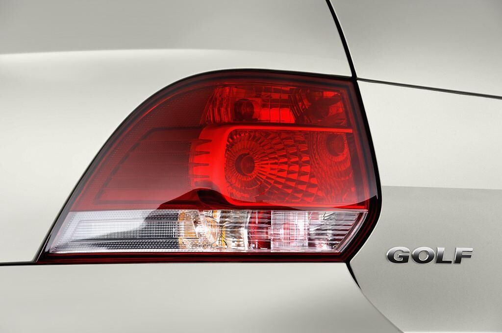 Volkswagen Golf (Baujahr 2011) Trendline 5 Türen Rücklicht