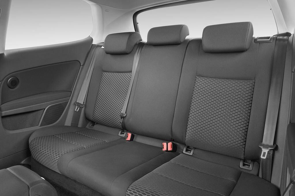 Volkswagen Golf (Baujahr 2010) Trendline 3 Türen Rücksitze