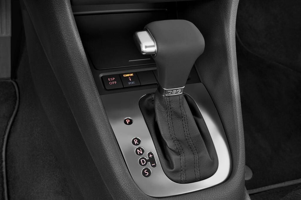Volkswagen Golf (Baujahr 2010) Highline 5 Türen Schalthebel