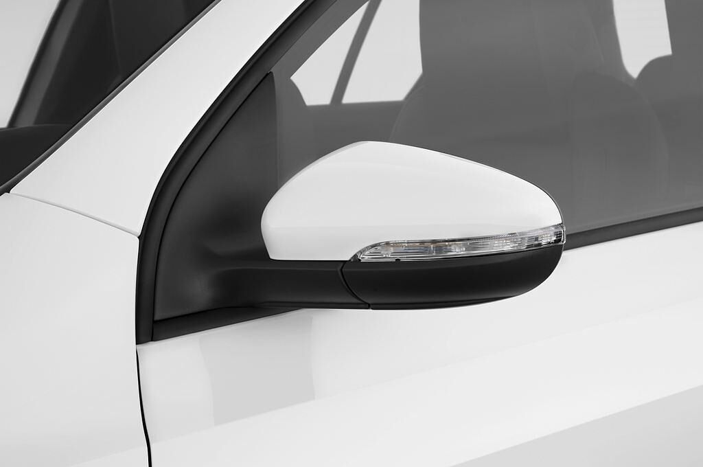 Volkswagen Golf (Baujahr 2010) GTI 5 Türen Außenspiegel