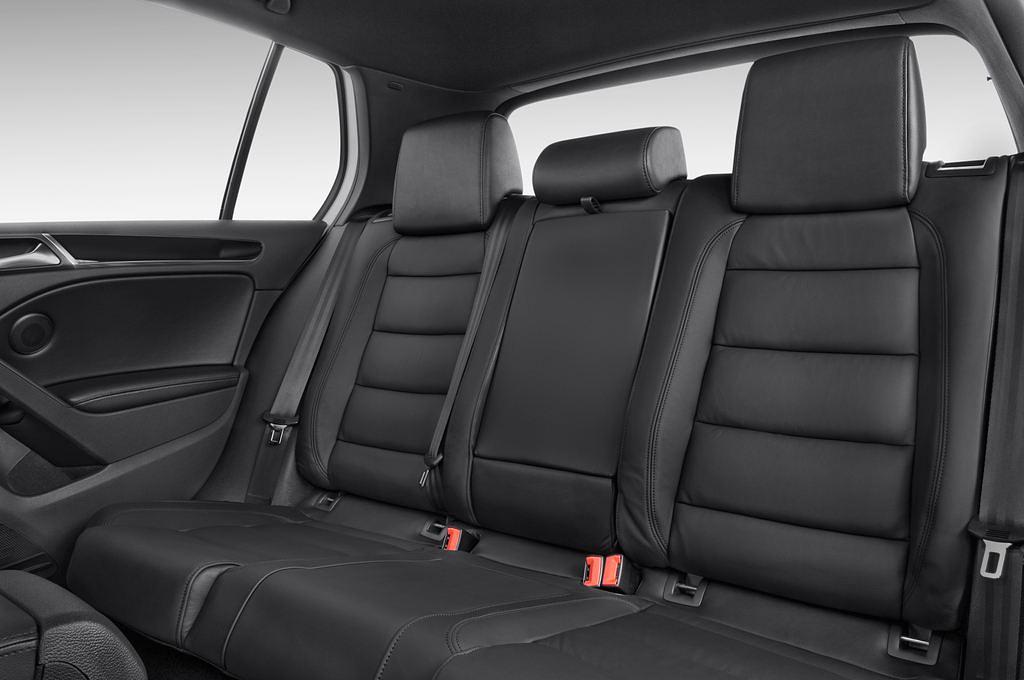 Volkswagen Golf (Baujahr 2010) GTI 5 Türen Rücksitze