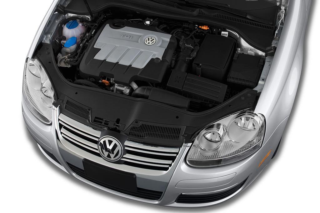 Volkswagen Jetta (Baujahr 2010) Comfortline 4 Türen Motor