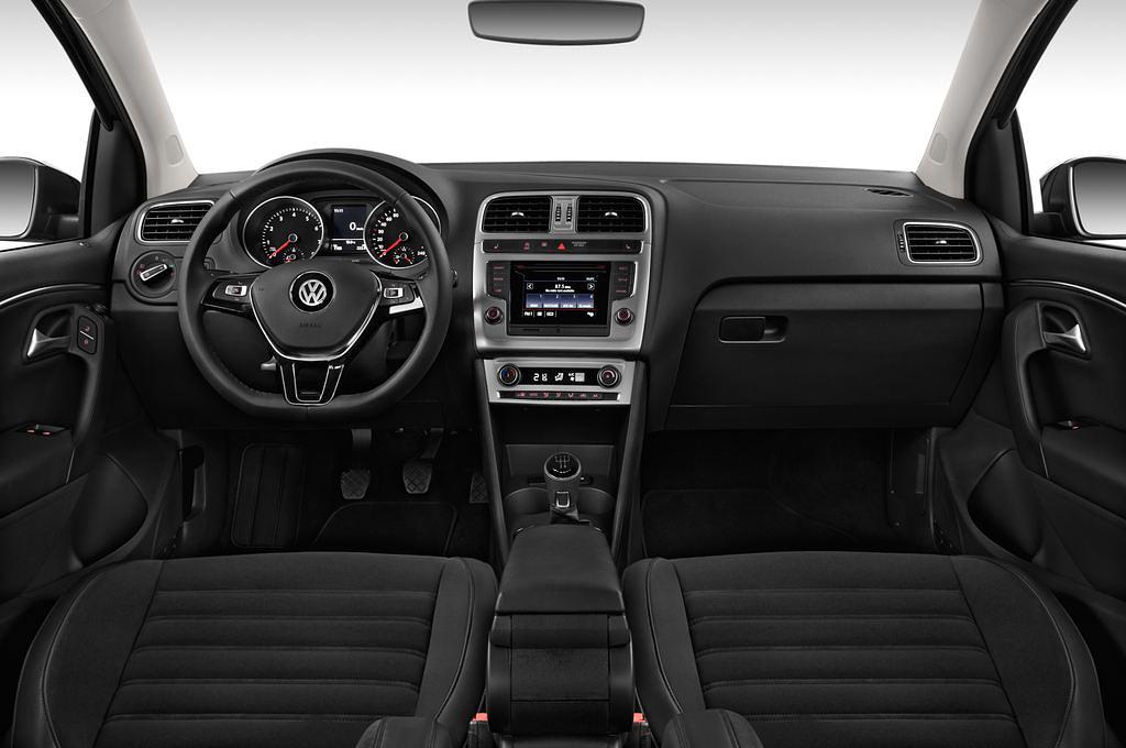 Volkswagen Polo (Baujahr 2015) Highline 3 Türen Cockpit und Innenraum