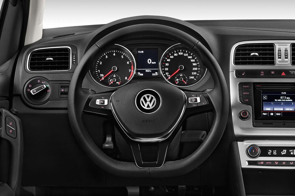 Volkswagen Polo (Baujahr 2015) Highline 3 Türen Lenkrad