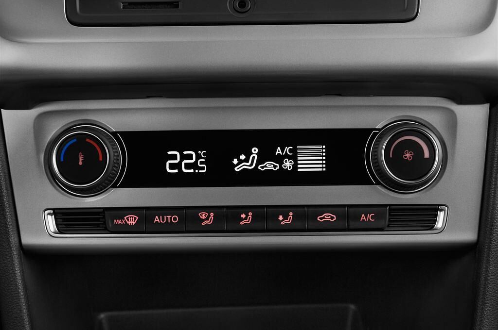 Volkswagen Polo (Baujahr 2014) Highline Bluemotion 5 Türen Temperatur und Klimaanlage