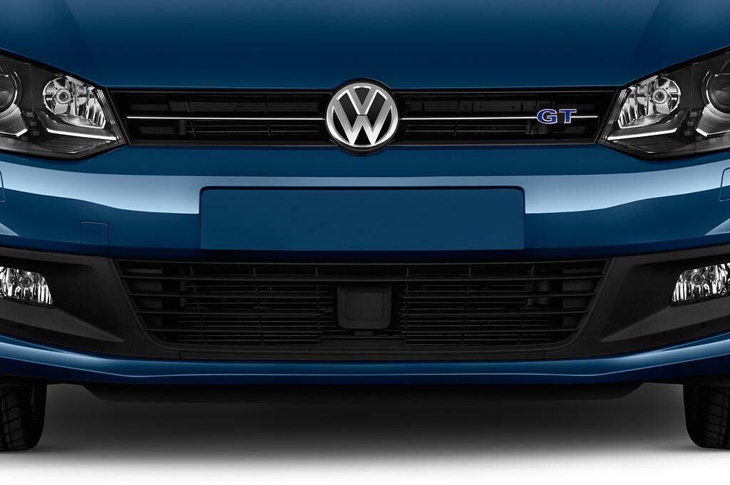 Volkswagen Polo (Baujahr 2016) Blue GT 5 Türen Kühlergrill und Scheinwerfer