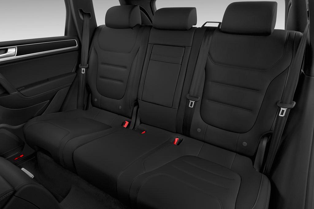 Volkswagen Touareg (Baujahr 2015) Bluemotion 5 Türen Rücksitze