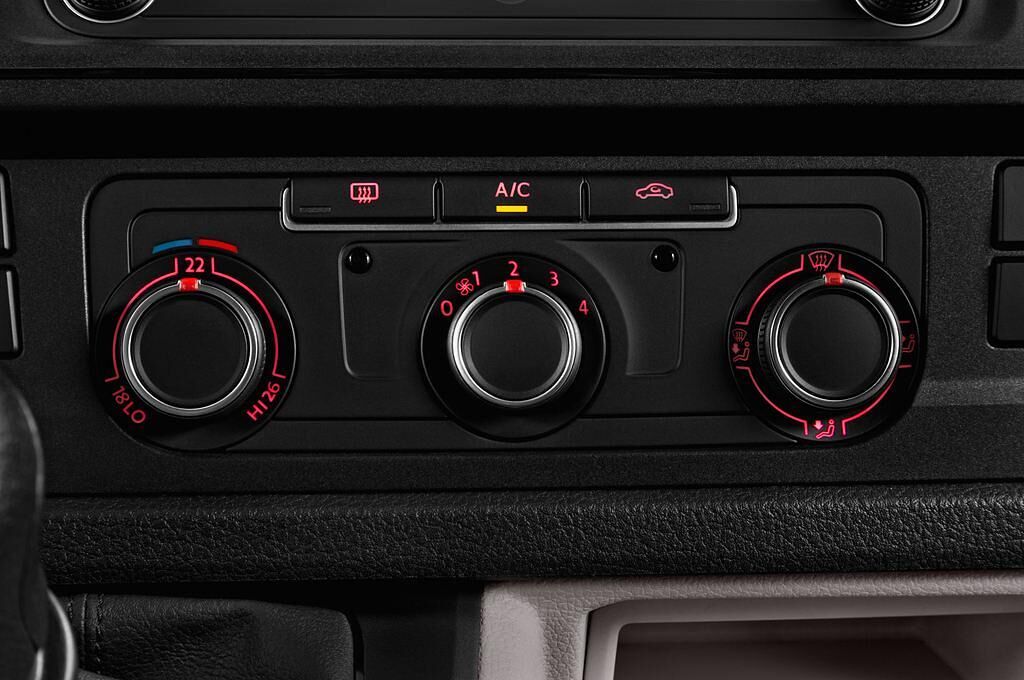 Volkswagen Transporter Kastenwagen (Baujahr 2017) - 4 Türen Temperatur und Klimaanlage