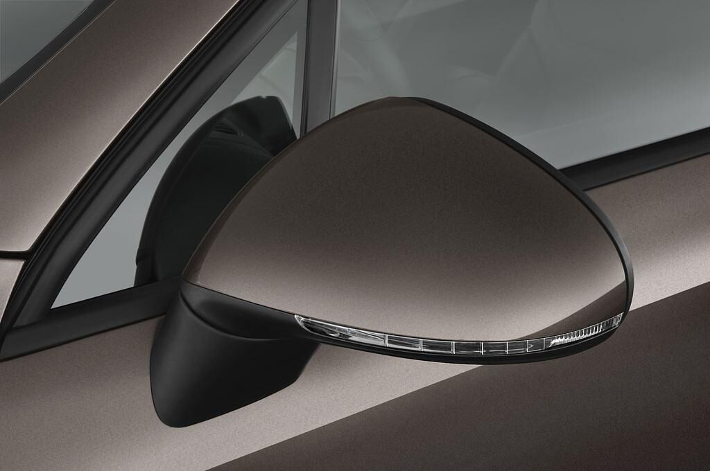 Volkswagen Touareg (Baujahr 2011) V6 TDI BlueMotion Technology 5 Türen Außenspiegel