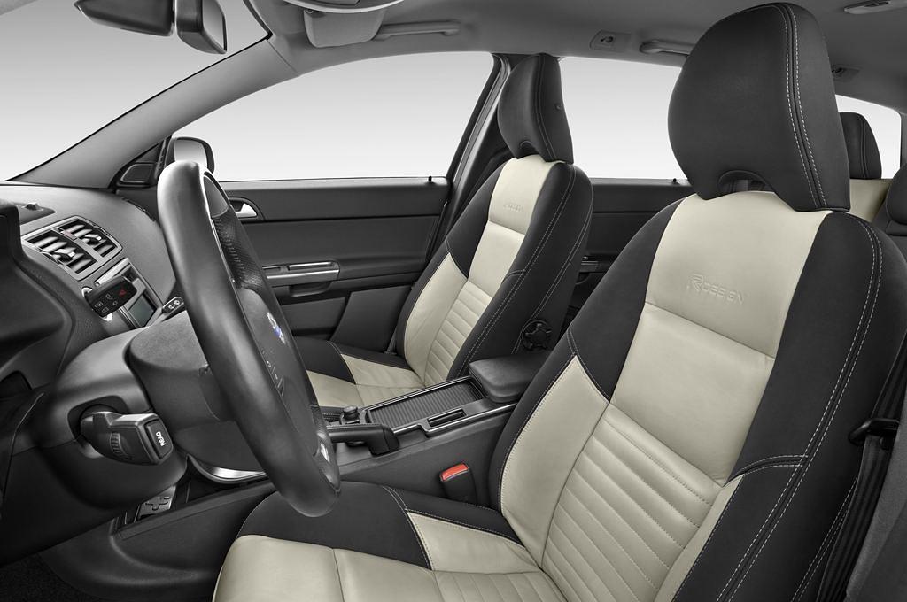 Volvo V50 (Baujahr 2010) R-design 5 Türen Vordersitze