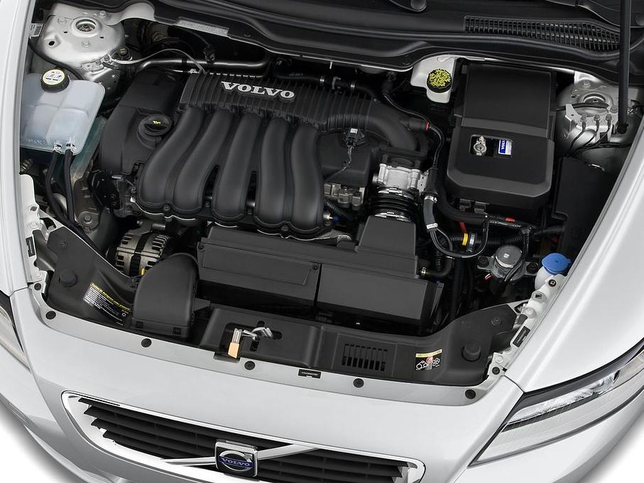 Volvo V50 (Baujahr 2010) Momentum 5 Türen Motor
