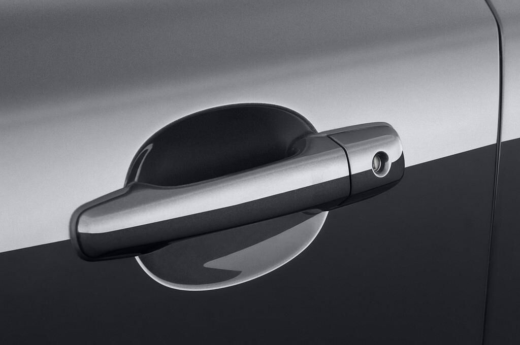 Volvo S40 (Baujahr 2011) R-design 4 Türen Türgriff