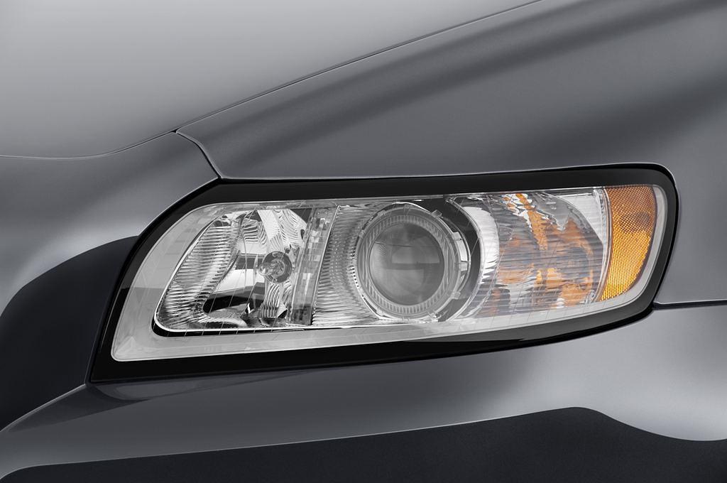 Volvo S40 (Baujahr 2011) R-design 4 Türen Scheinwerfer