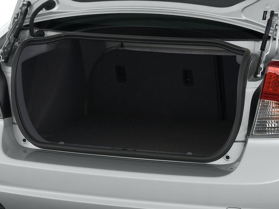 Volvo S40 (Baujahr 2010) Momentum 4 Türen Kofferraum