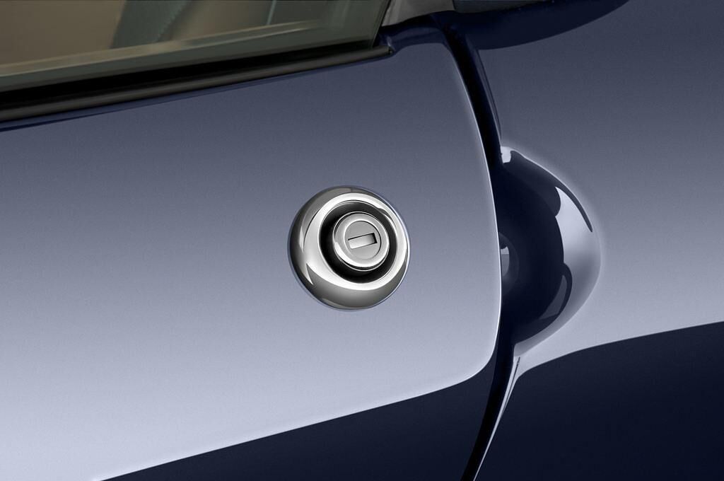 Wiesmann MF 3 (Baujahr 2009) - 2 Türen Türgriff