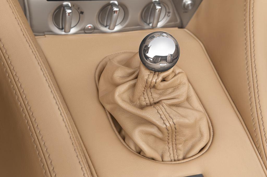 Wiesmann MF 3 (Baujahr 2009) - 2 Türen Schalthebel