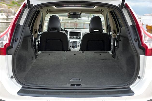 Gut zugänglich und mit ebenem Ladeboden: Der Gepäckraum fasst 495 bis 1.455 Liter