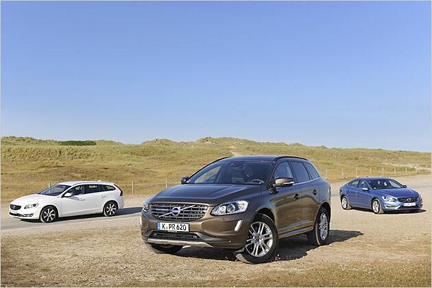 Familienbild: Außer dem XC60 haben auch die Geschwister V60 (links) und S60 (rechts) ein Facelift erhalten