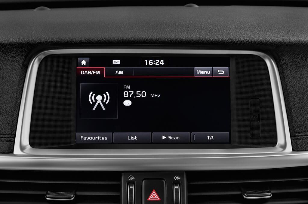 KIA Optima Sportswagon (Baujahr 2017) Spirit 5 Türen Radio und Infotainmentsystem