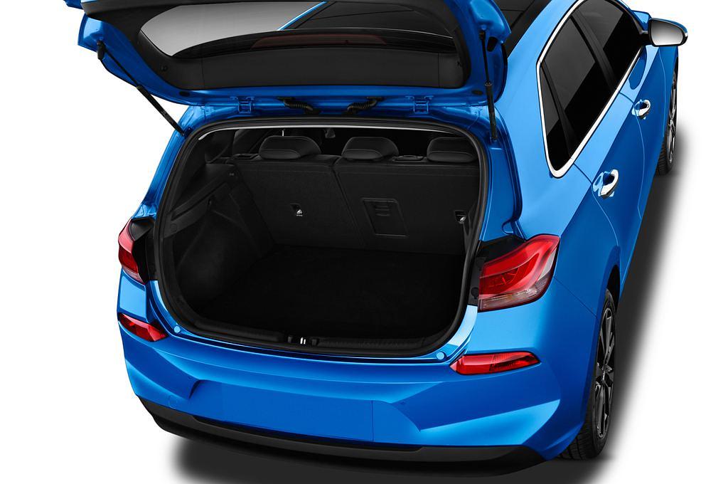 Hyundai i30 (Baujahr 2017) Premium 5 Türen Kofferraum