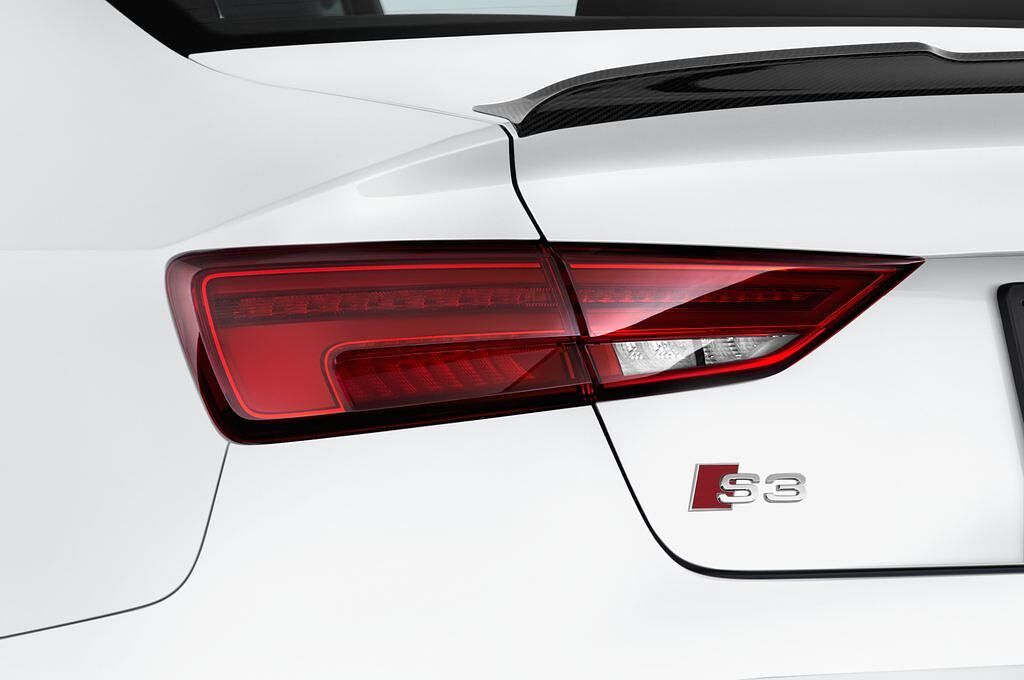 Audi S3 (Baujahr 2017) - 4 Türen Rücklicht