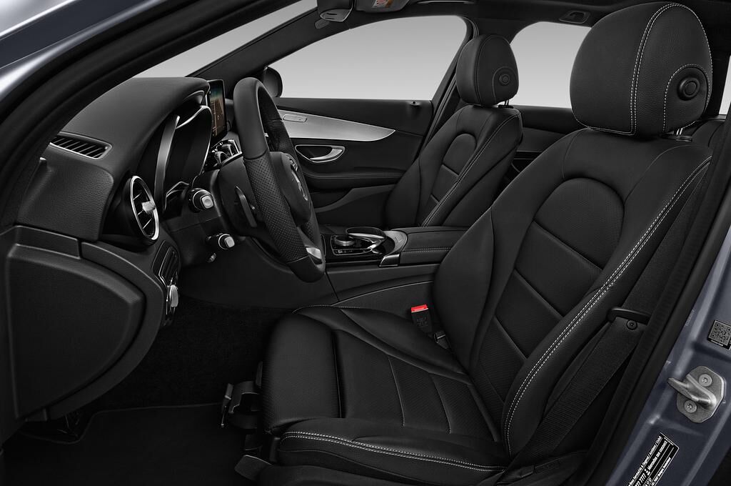 Mercedes C Class (Baujahr 2018) AMG Line 5 Türen Vordersitze