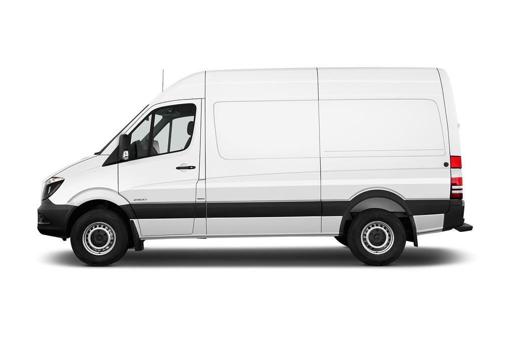 Mercedes Sprinter (Baujahr 2017) - 4 Türen Seitenansicht