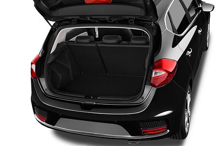 Kia cee'd (Baujahr 2016) Platinum Edition 5 Türen Kofferraum