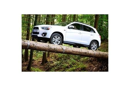 Mitsubishi ASX nun auch mit Sechsgang-Automatik