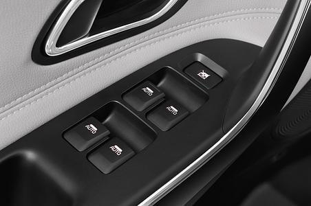 Kia cee'd (Baujahr 2013) Spirit 5 Türen Bedienungselemente Tür