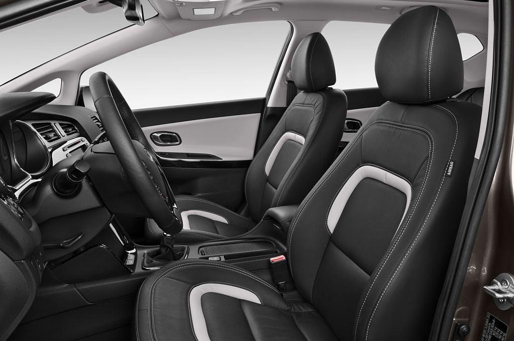 Kia cee'd (Baujahr 2013) Spirit 5 Türen Vordersitze