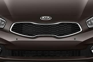 Kia cee'd (Baujahr 2013) Spirit 5 Türen Kühlergrill und Scheinwerfer