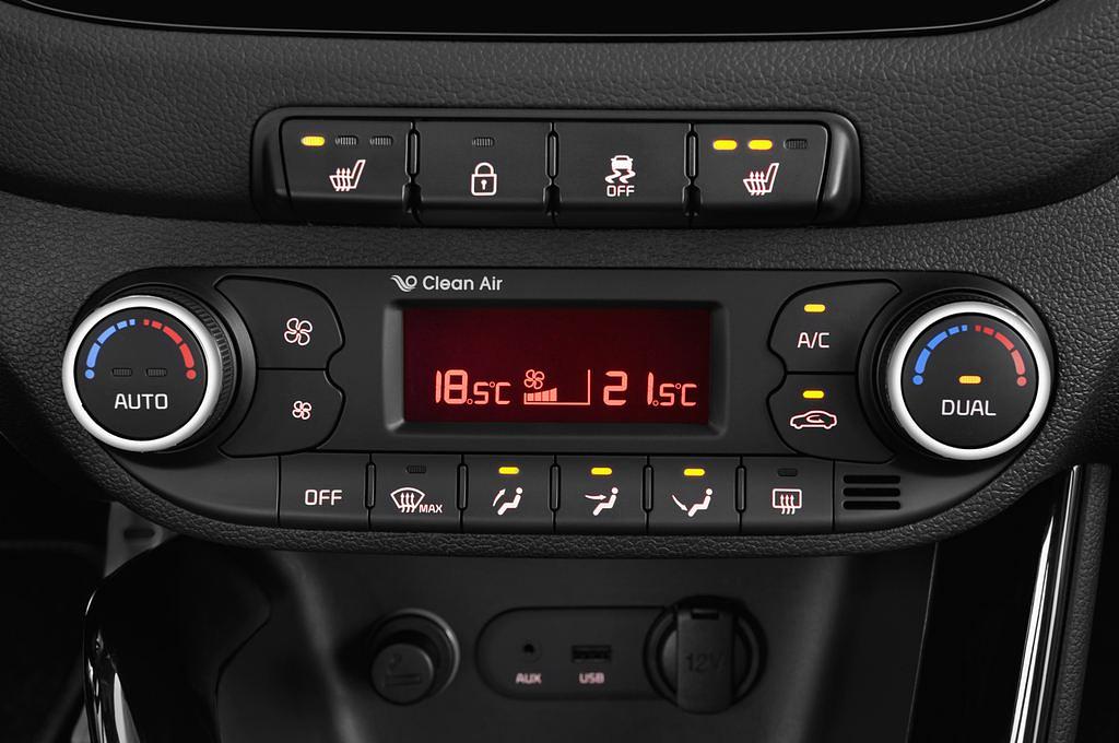 Kia cee'd (Baujahr 2013) Spirit 5 Türen Temperatur und Klimaanlage