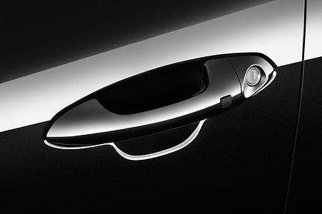 Kia cee'd (Baujahr 2016) Platinum Edition 5 Türen Türgriff