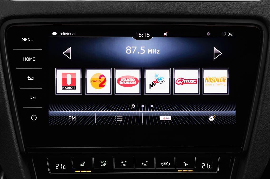 Skoda Octavia Combi (Baujahr 2017) RS 5 Türen Radio und Infotainmentsystem