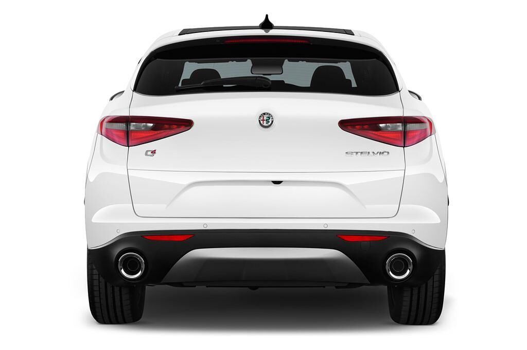 Alfa Romeo Stelvio (Baujahr 2017) - 5 Türen Heckansicht