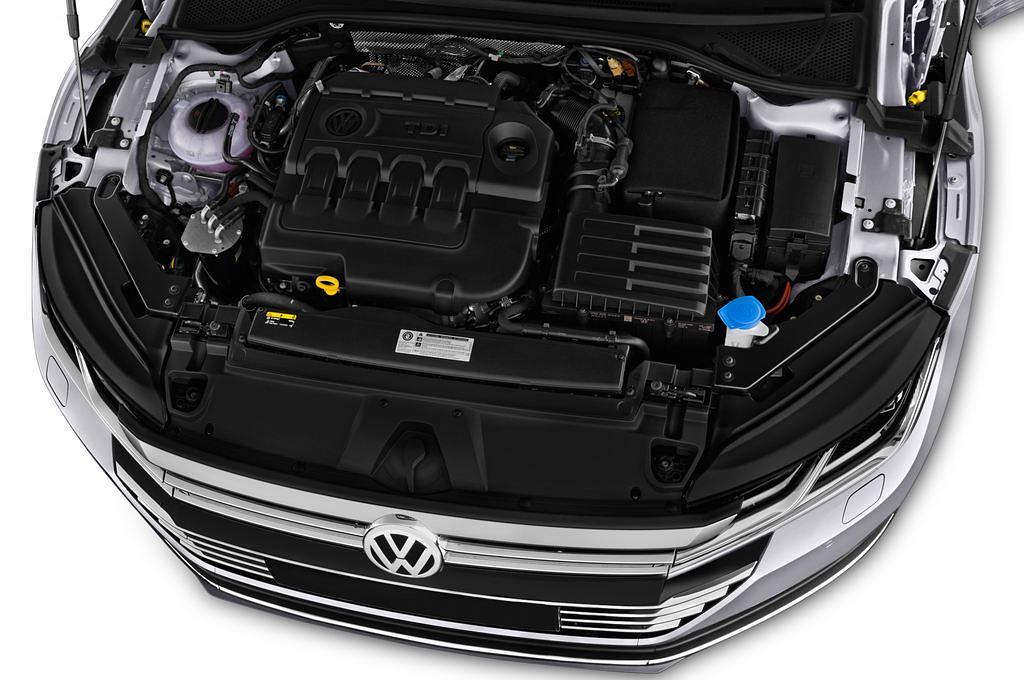 Volkswagen Arteon (Baujahr 2018) Elegance 5 Türen Motor