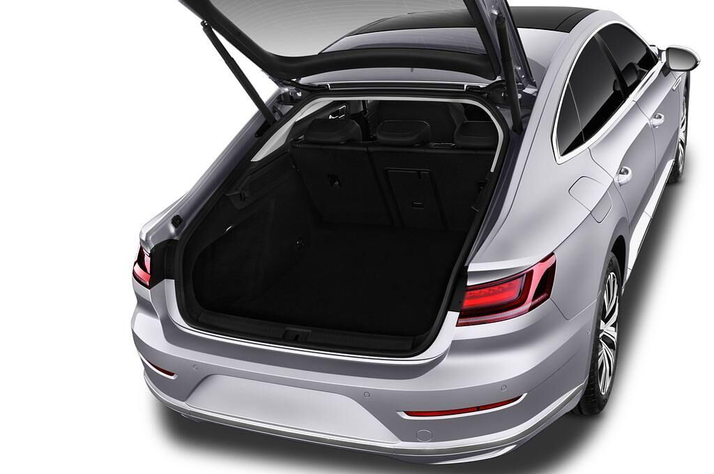 Volkswagen Arteon (Baujahr 2018) Elegance 5 Türen Kofferraum
