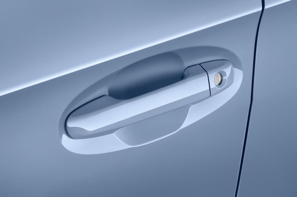 Subaru XV (Baujahr 2018) Exclusive 5 Türen Türgriff