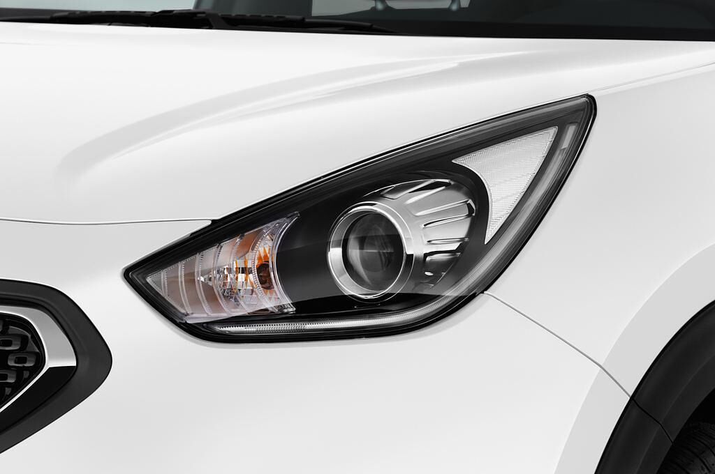 KIA Niro Hybride (Baujahr 2017) Spirit 5 Türen Scheinwerfer